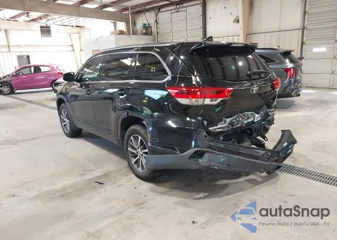 2017 Toyota Highlander Xle z USA, uszkodzony, nr VIN 5TDJZRFH6HS444309